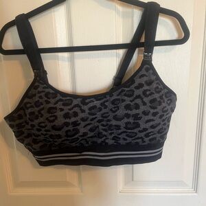 Momcozy Leopard Print pumping/nursing bra